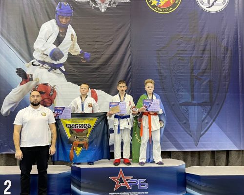 lTaAi8jUl7s